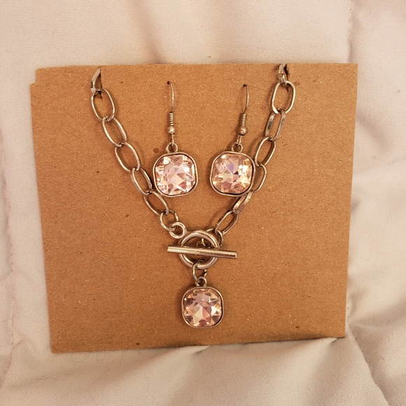 Elegant Silver Pink Jewelry Set Toggle Clasp Necklace & Dangle Earrings - Picture 2 of 13